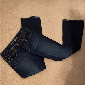 AMERICAN EAGLE BLUE JEANS